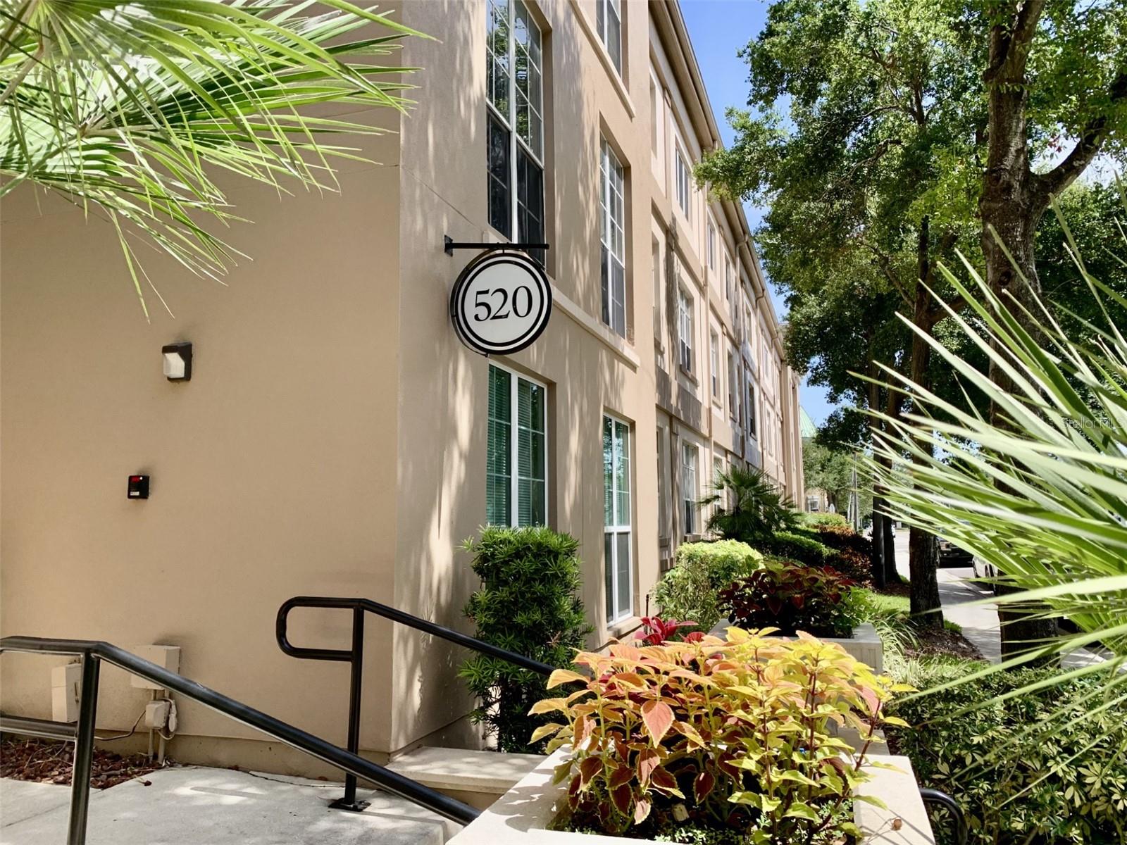 520 S Armenia Ave #1235, Tampa