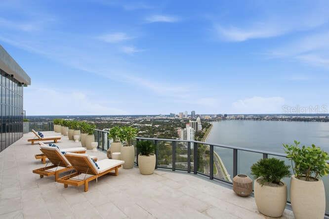 3015 S YSABELLA AVE #1402