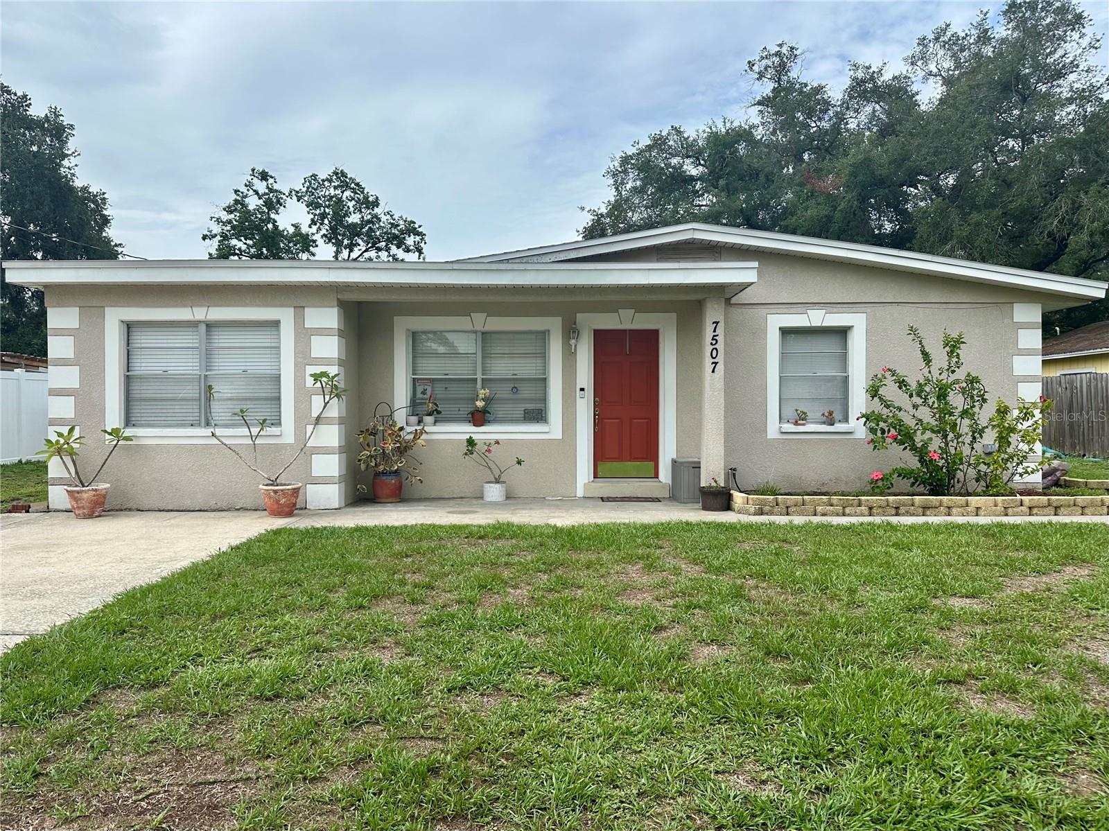 7507 Coral Vine Ln, Tampa