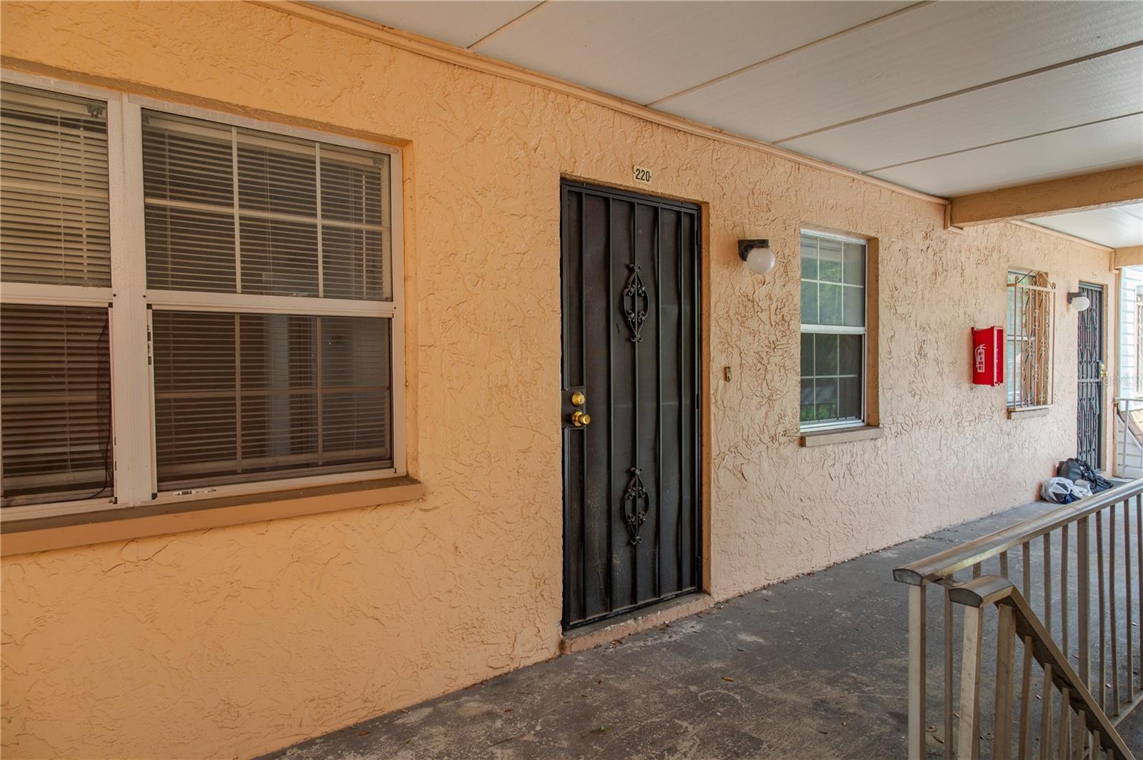 4718 Joseph Ct #220, Tampa