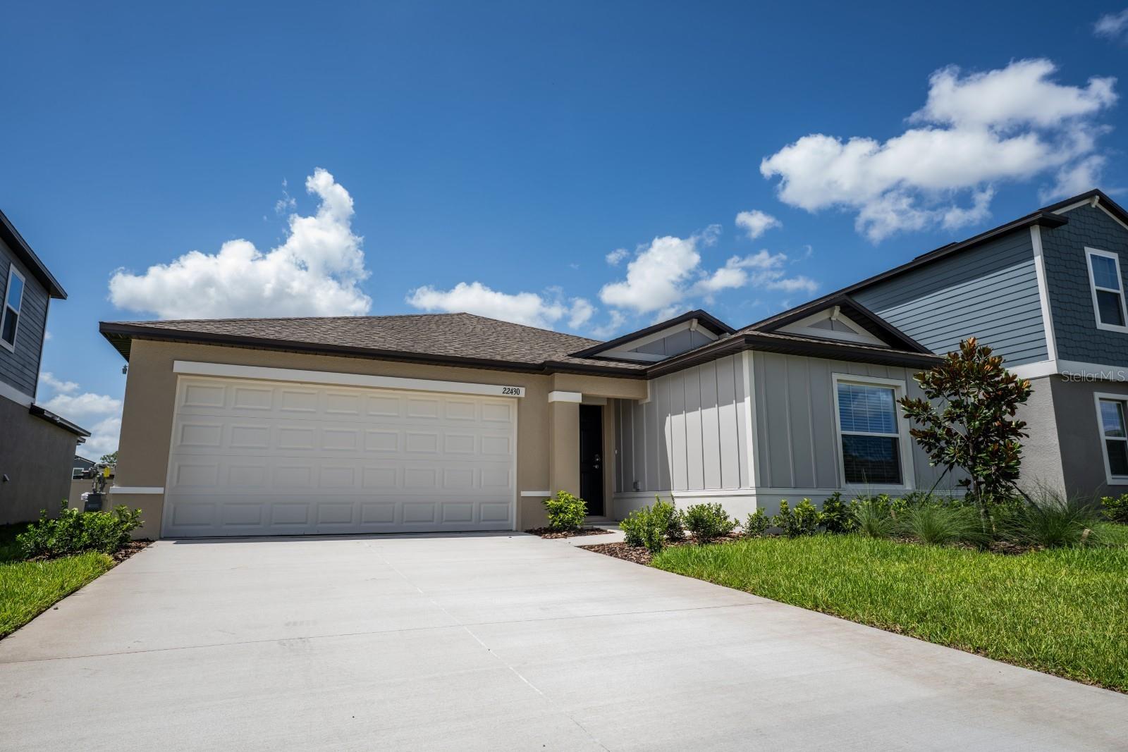 22430 Blazing Star, Land O Lakes