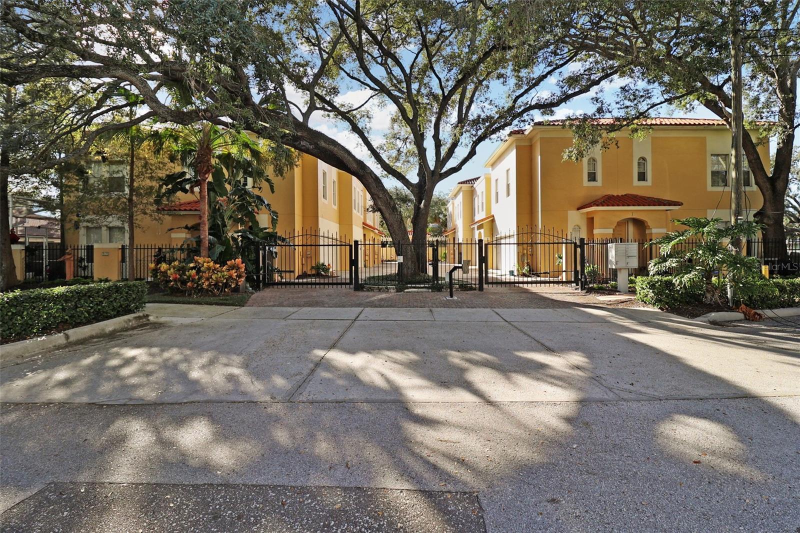 505 S Tampania Ave #2, Tampa