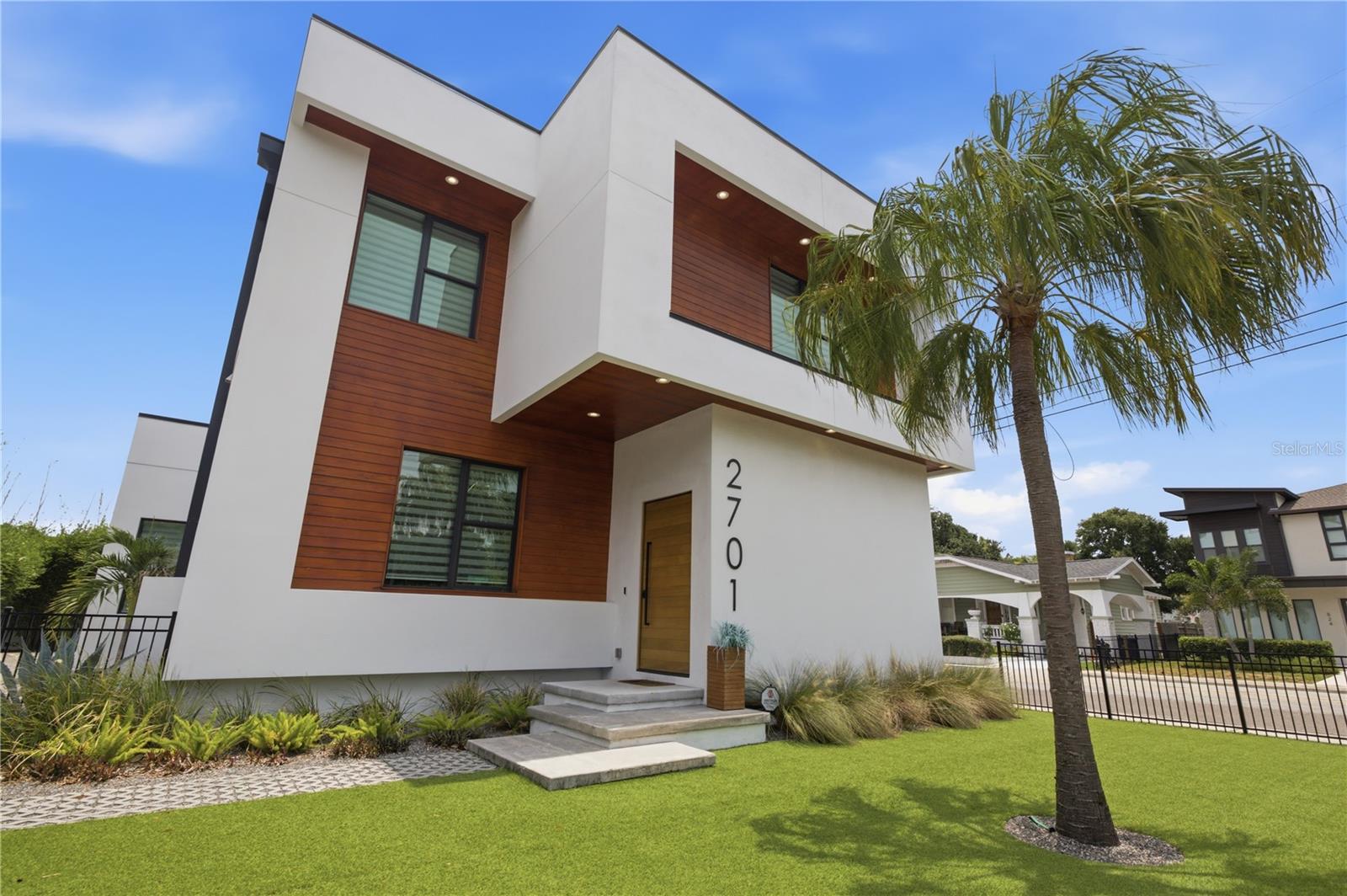2701 N Poplar Ave, Tampa