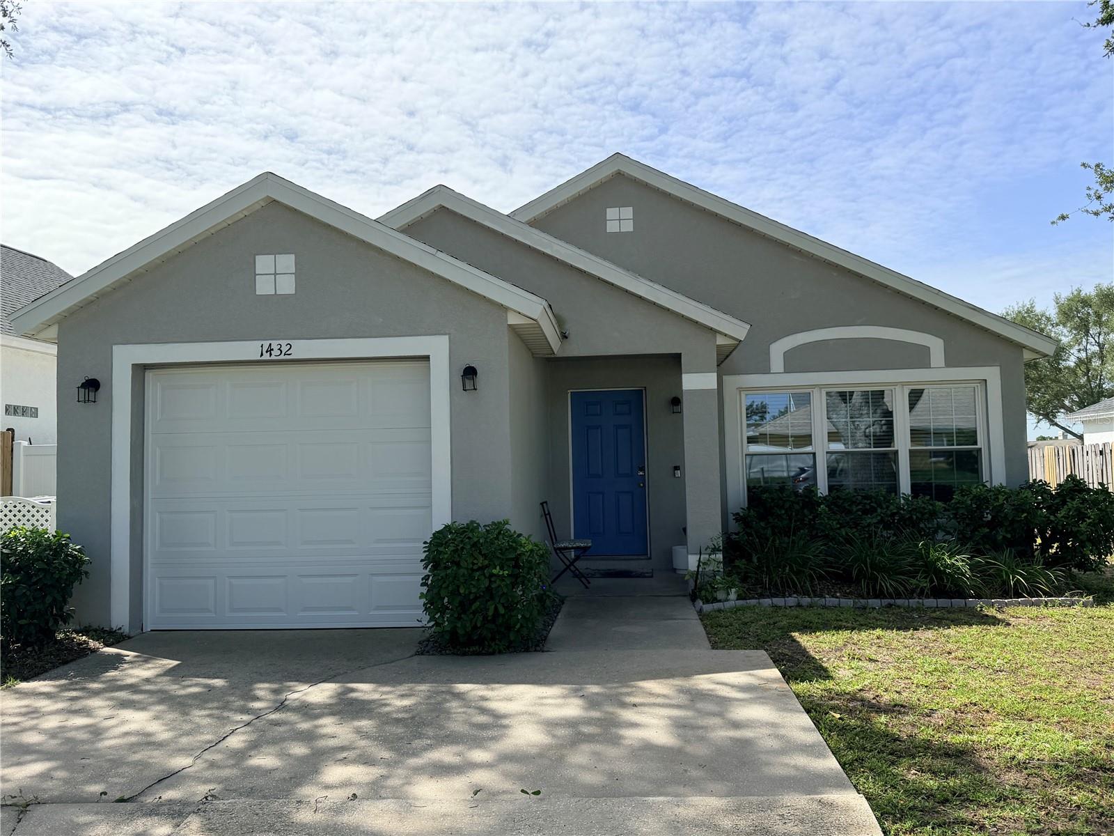 1432 Dew Bloom Rd, Valrico