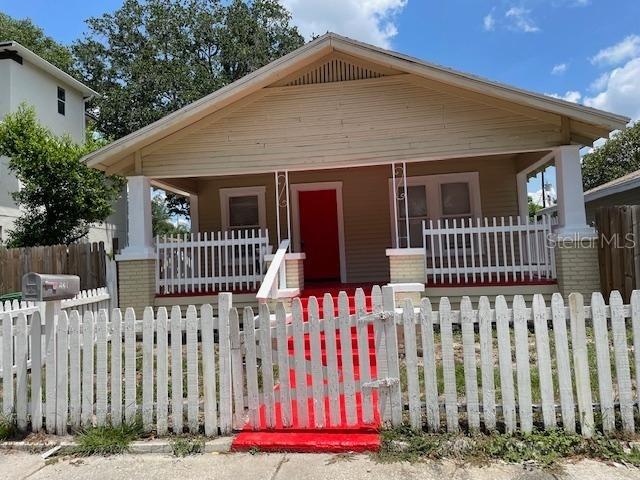 221 W Emily St, Tampa