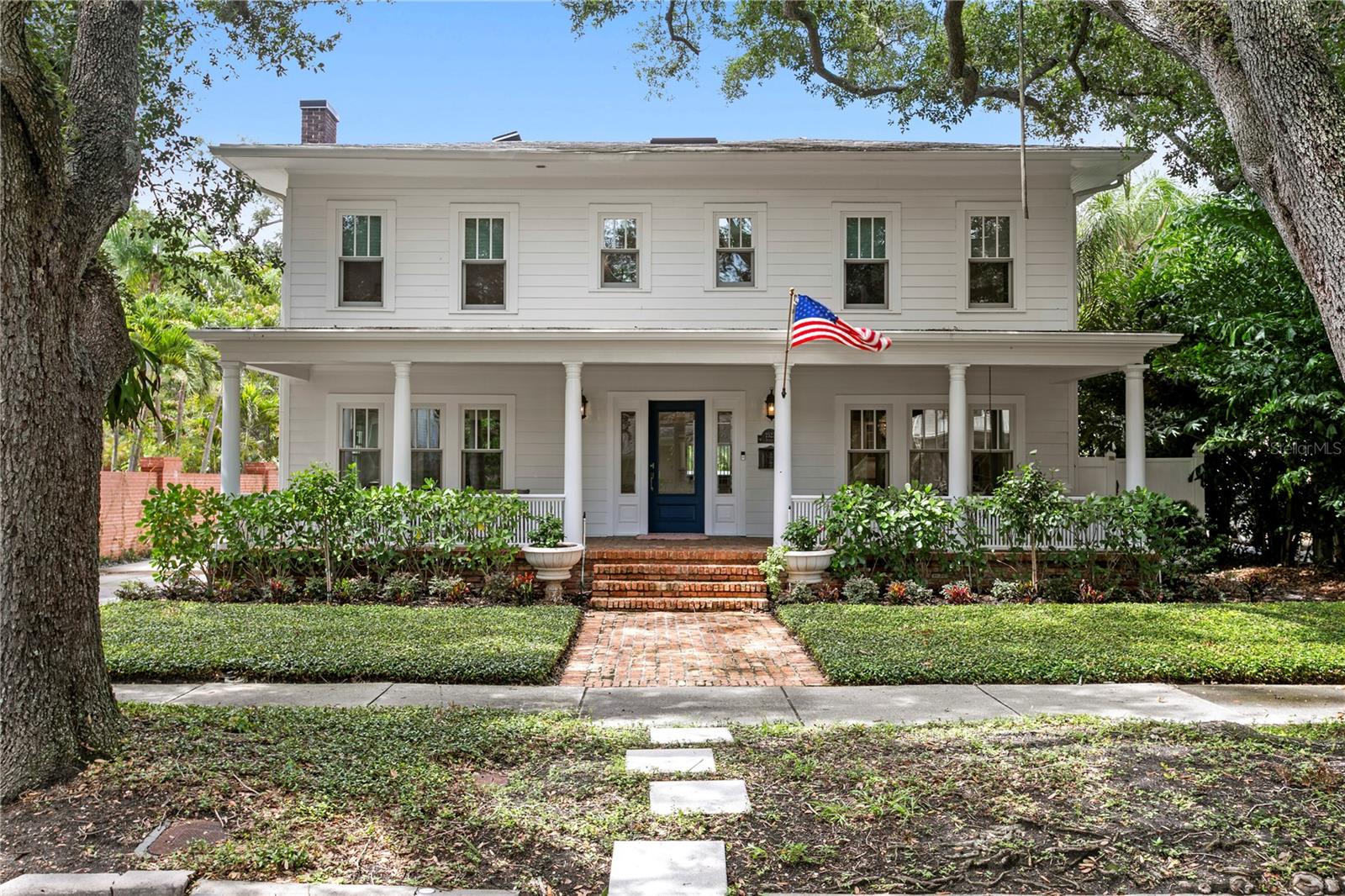 2523 W Sunset Dr, Tampa