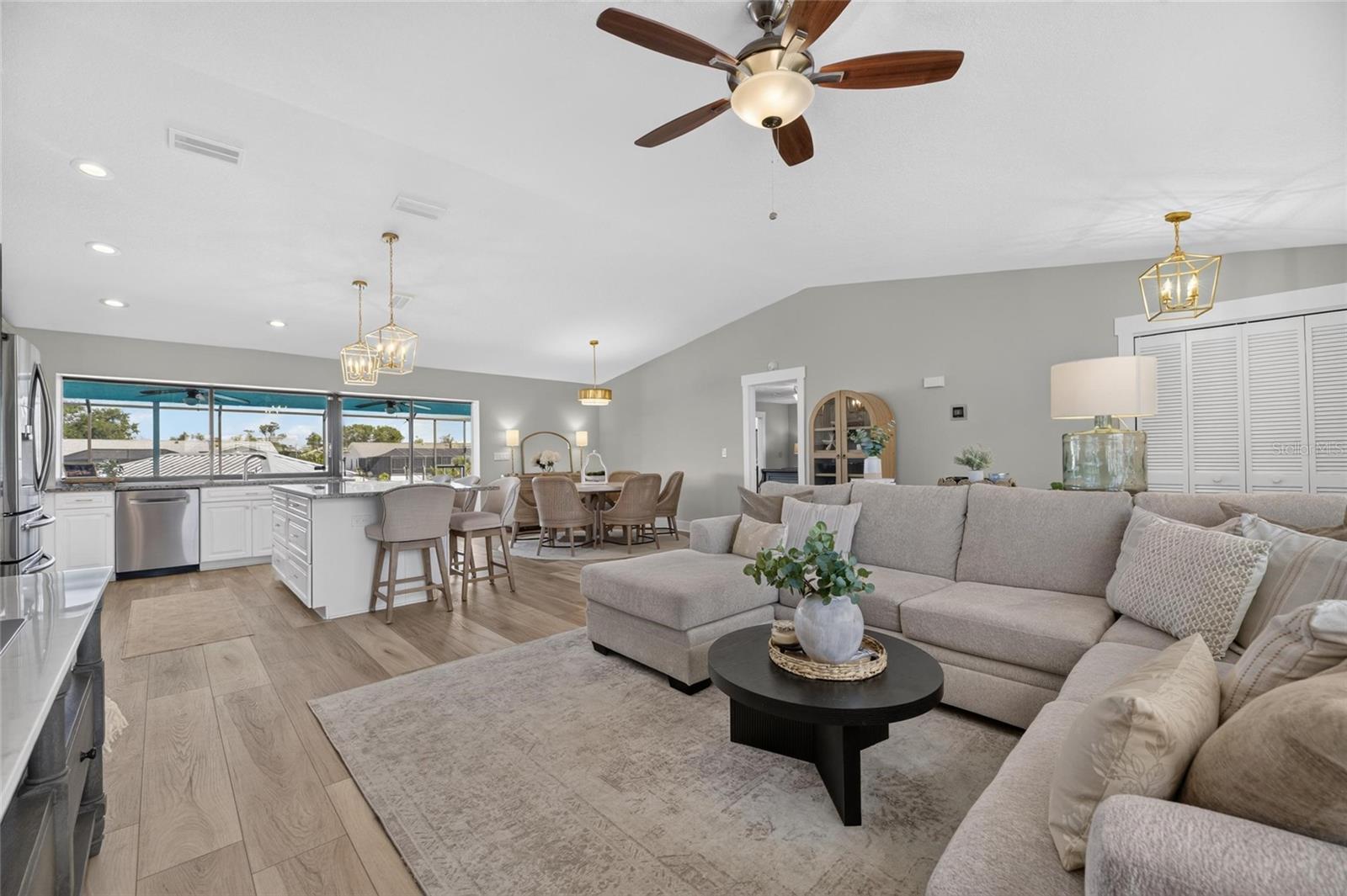 923 GOLF ISLAND DR