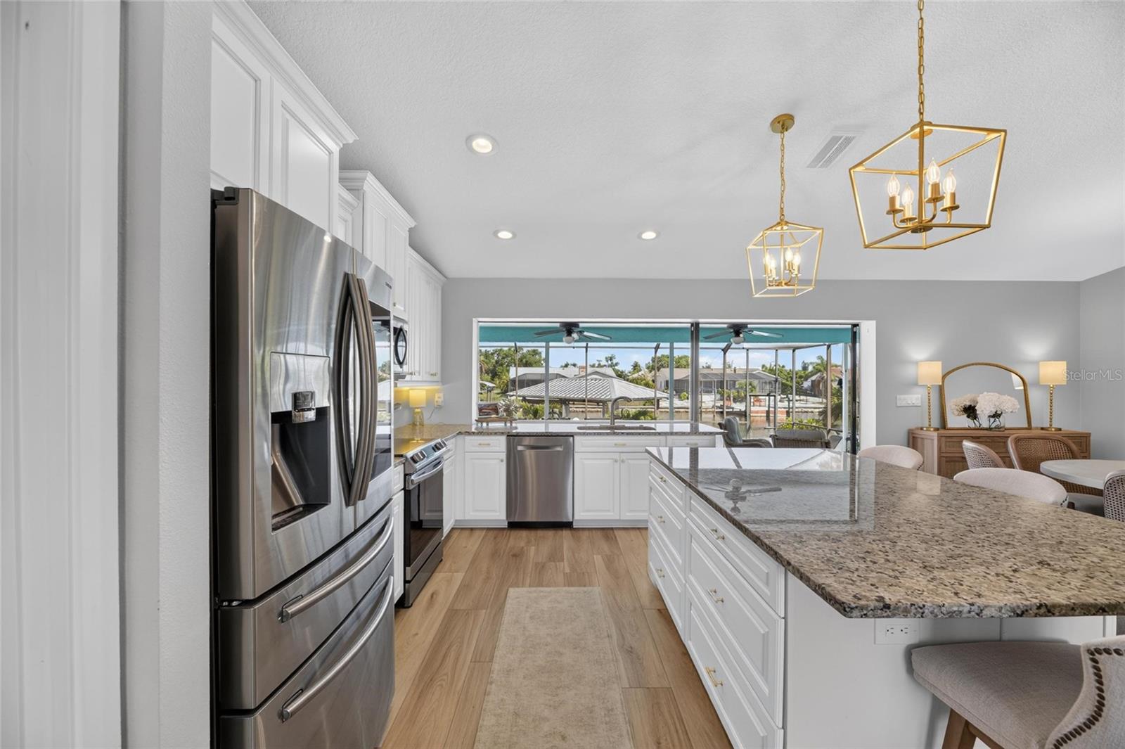 923 GOLF ISLAND DR