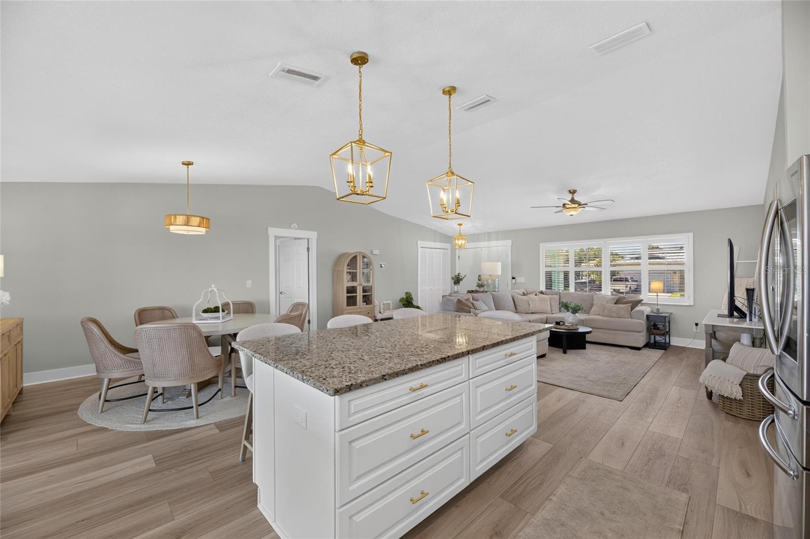 923 GOLF ISLAND DR