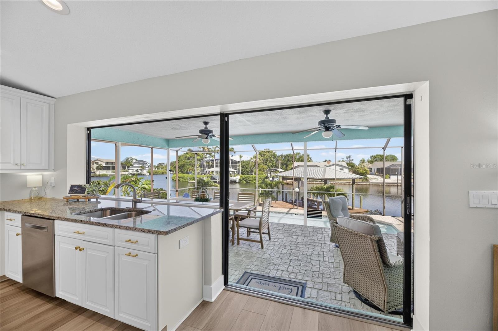 923 GOLF ISLAND DR