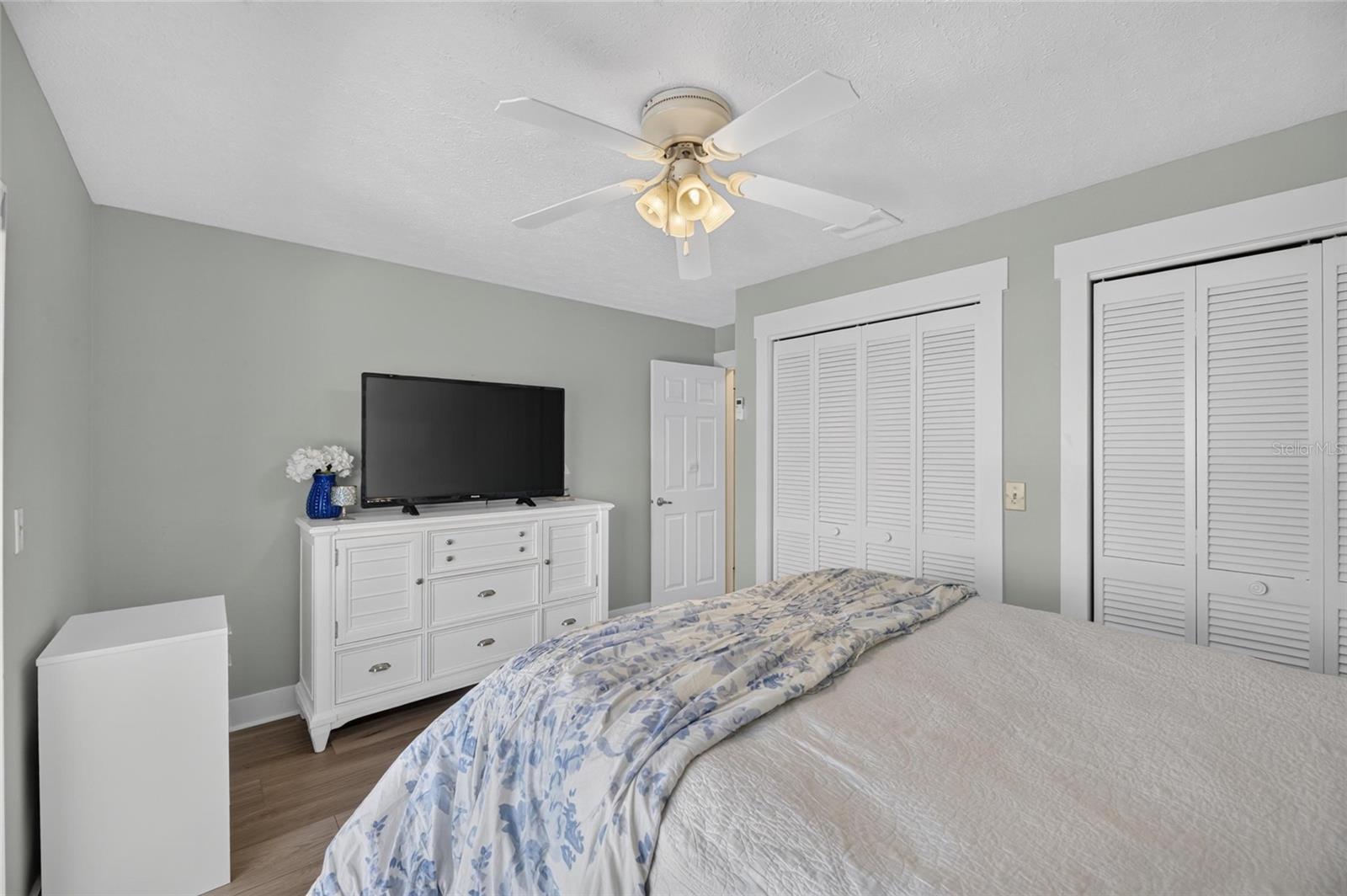 923 GOLF ISLAND DR