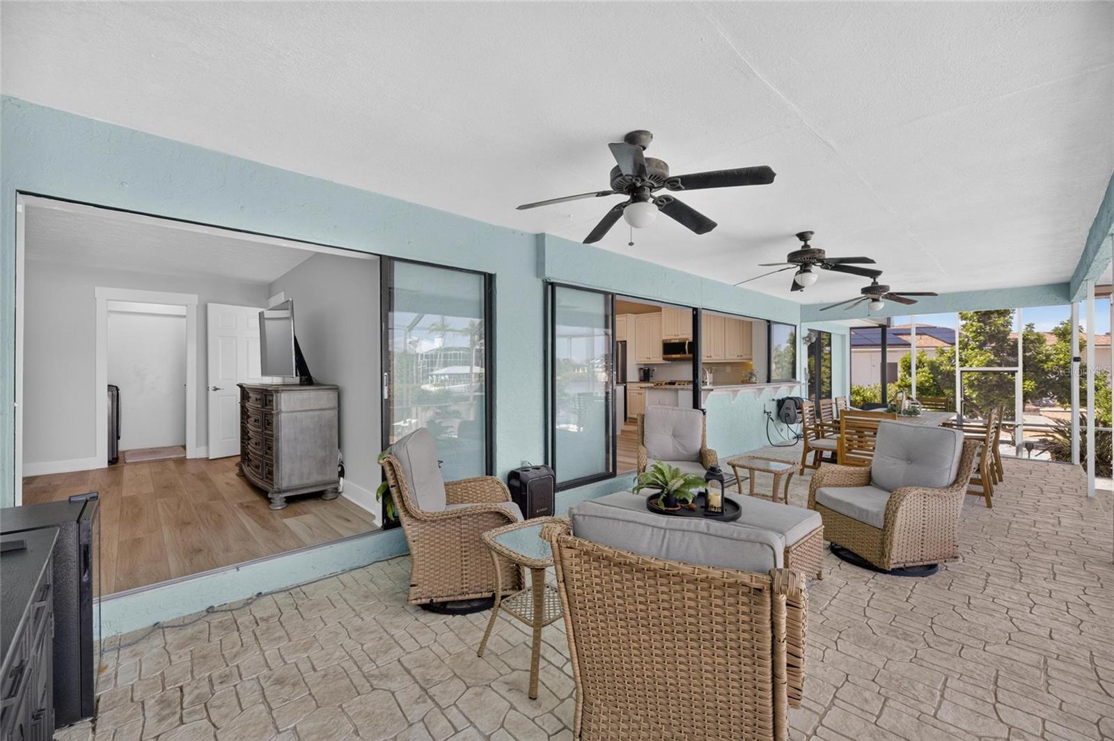 923 GOLF ISLAND DR