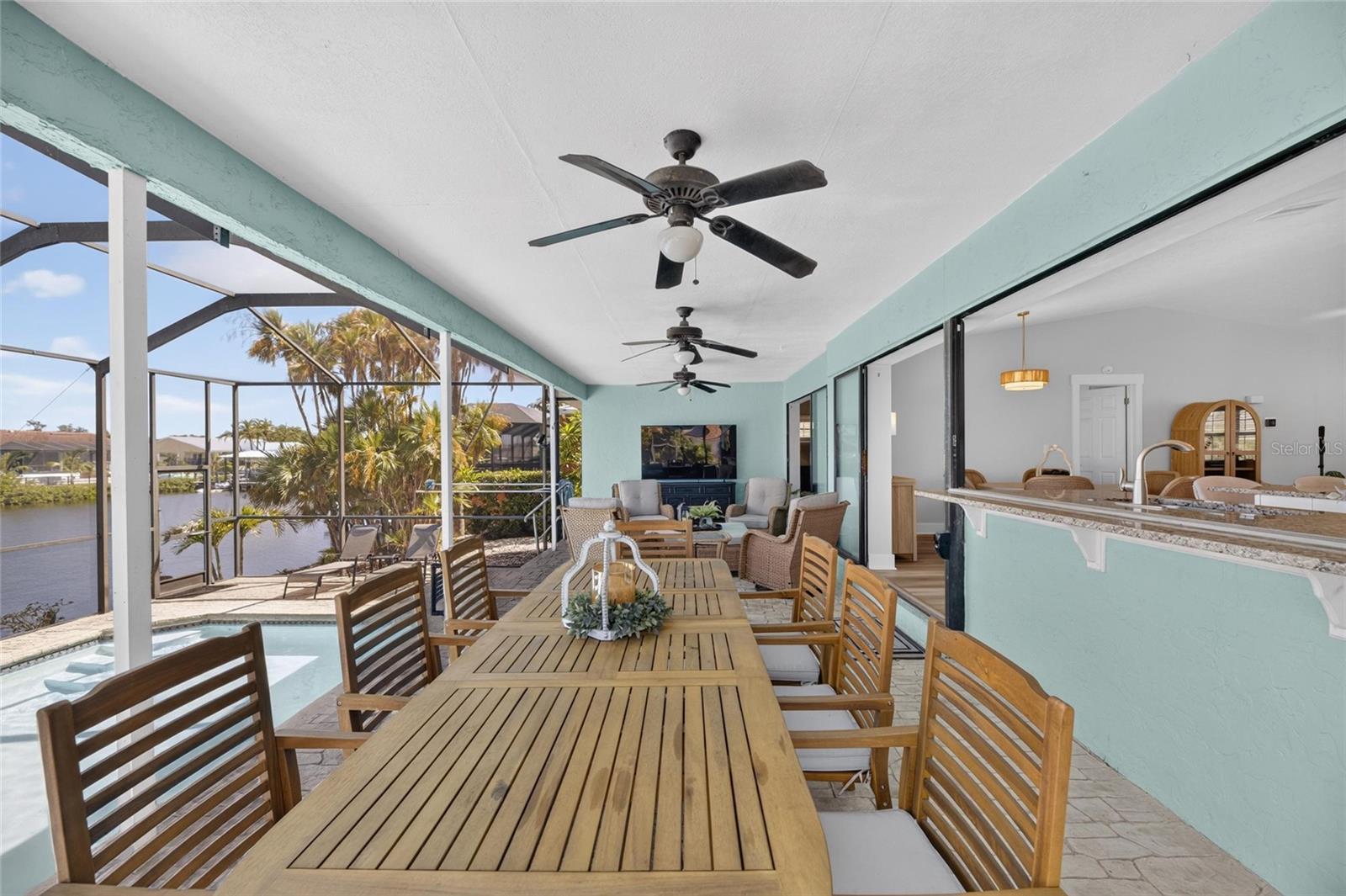 923 GOLF ISLAND DR