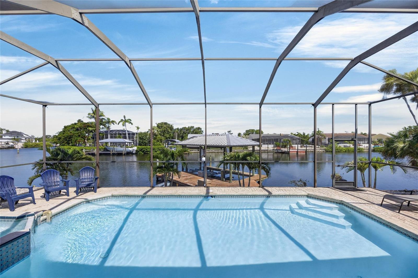 923 GOLF ISLAND DR