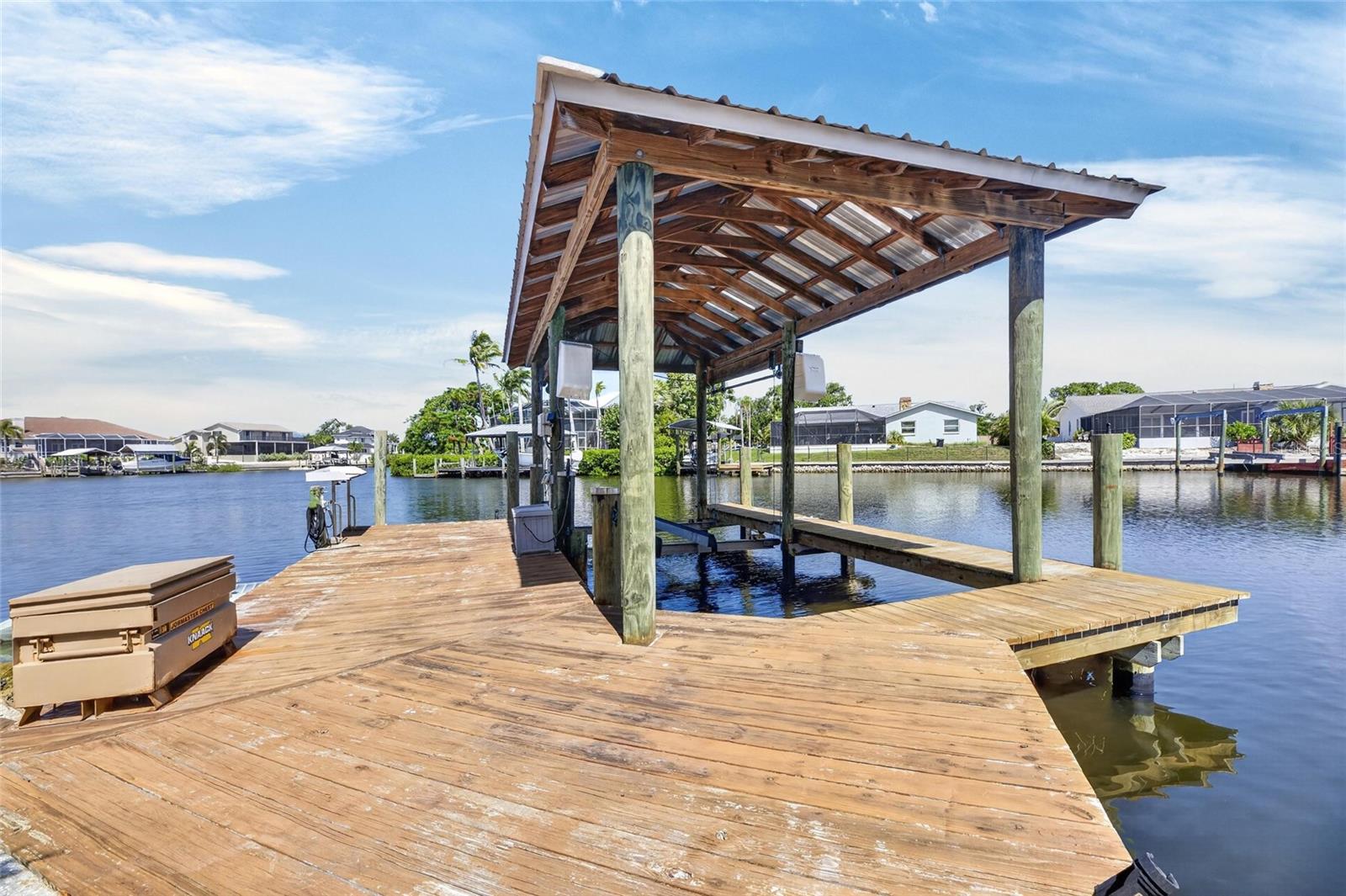 923 GOLF ISLAND DR