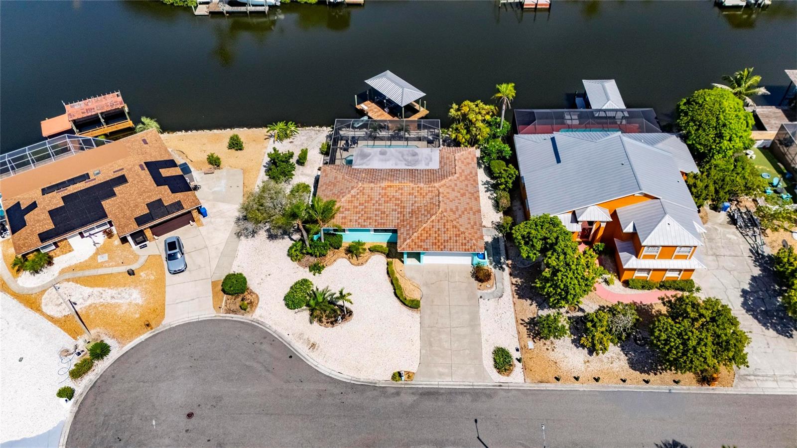 923 GOLF ISLAND DR