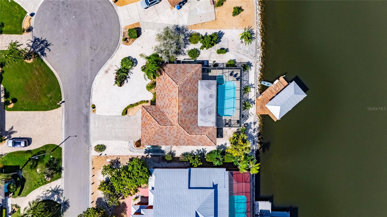 923 GOLF ISLAND DR