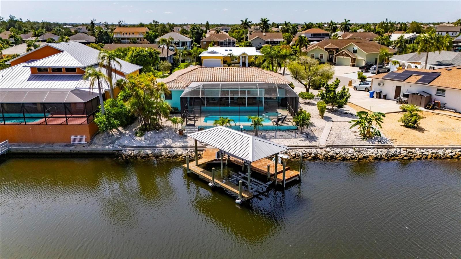923 GOLF ISLAND DR