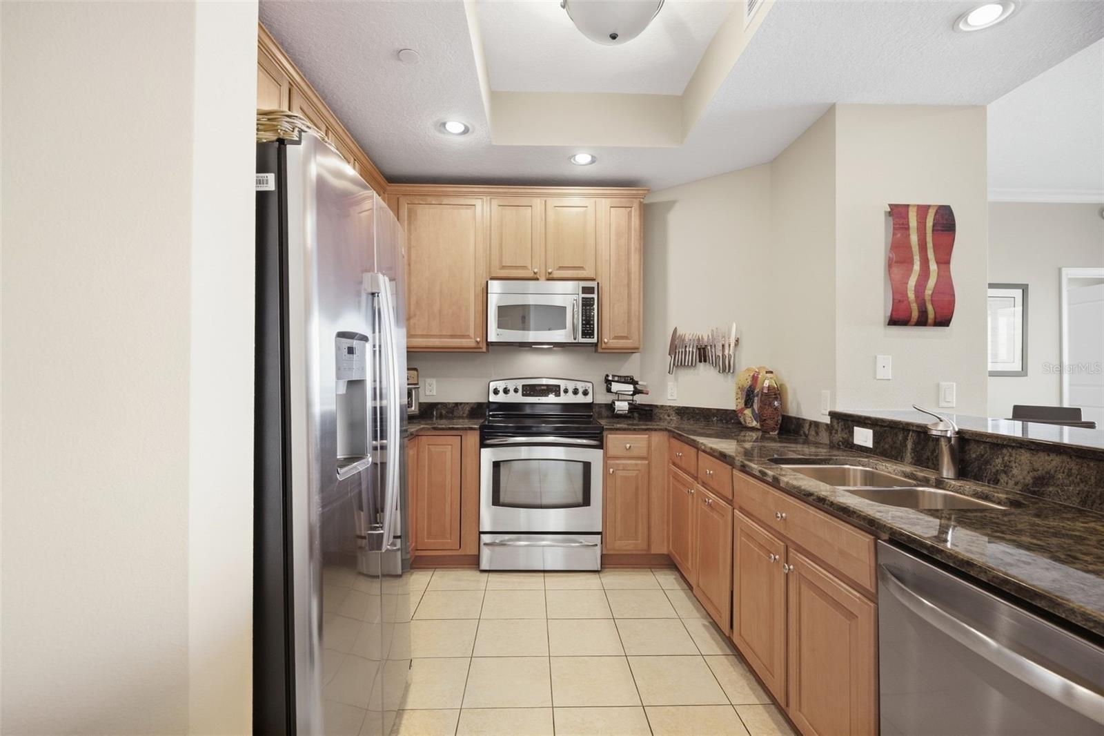 1209 E CUMBERLAND AVE #2005