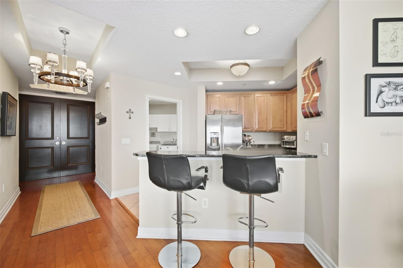 1209 E CUMBERLAND AVE #2005