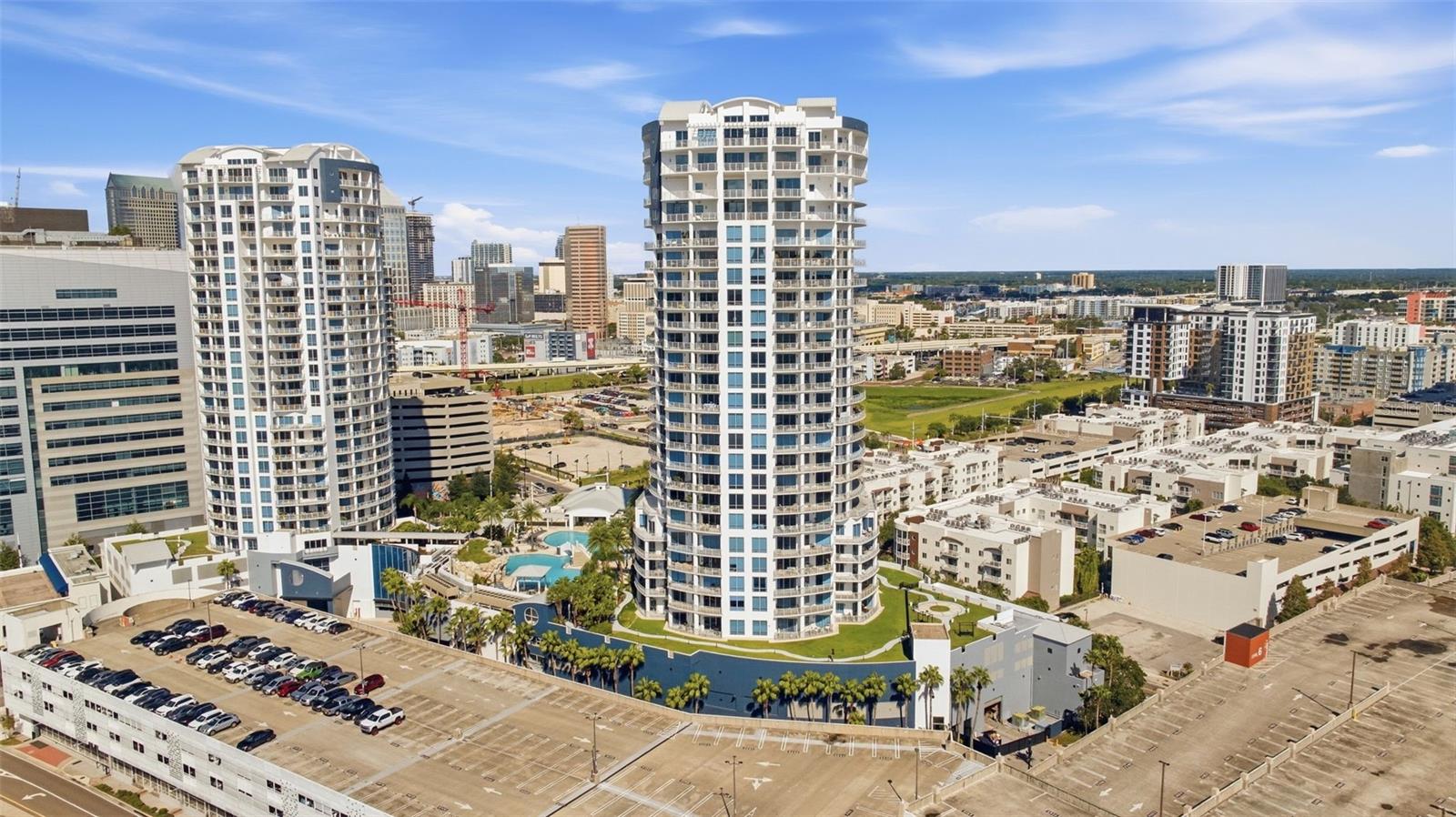 1209 E CUMBERLAND AVE #2005