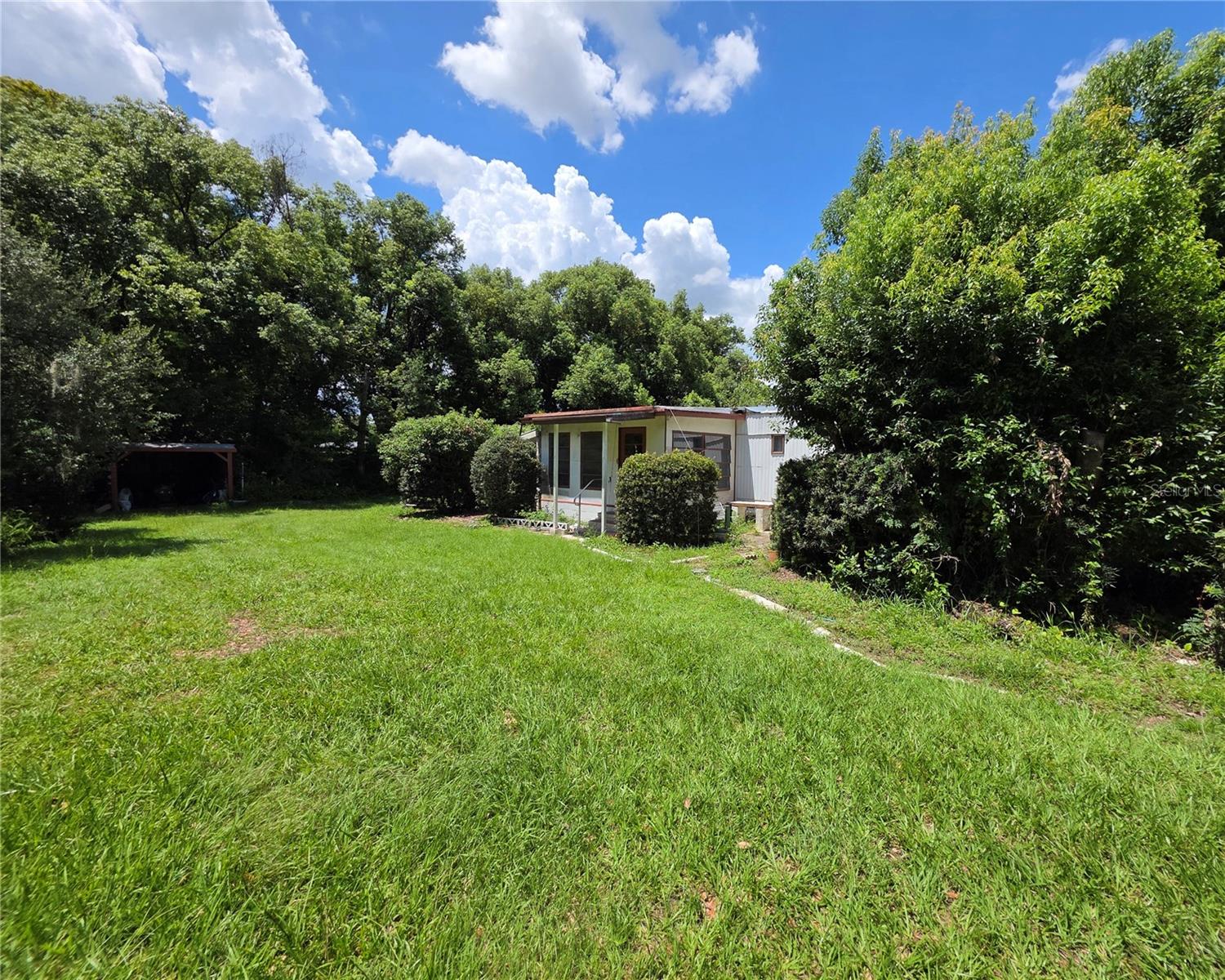 33600 ISABELLE DR