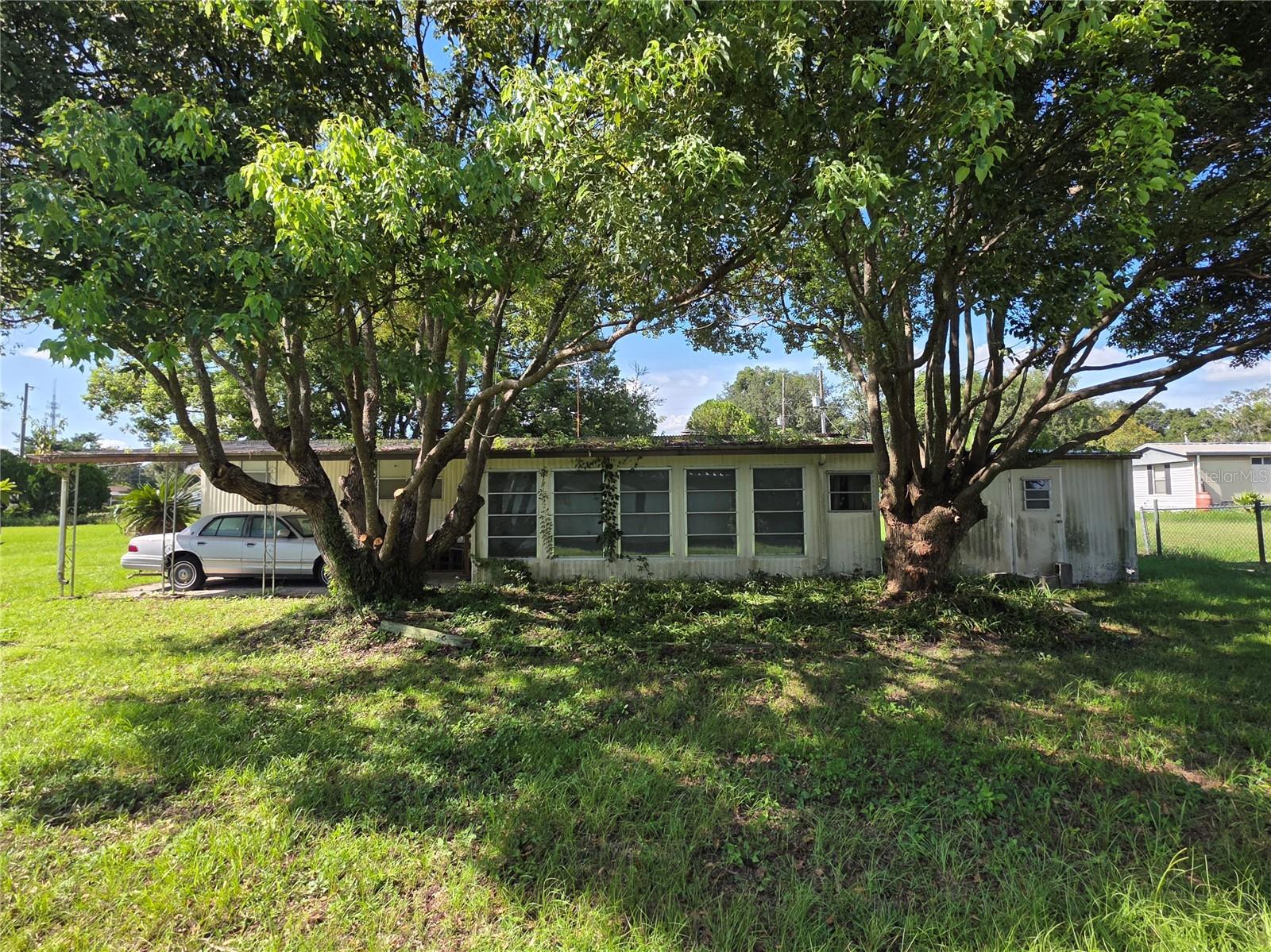 33600 ISABELLE DR