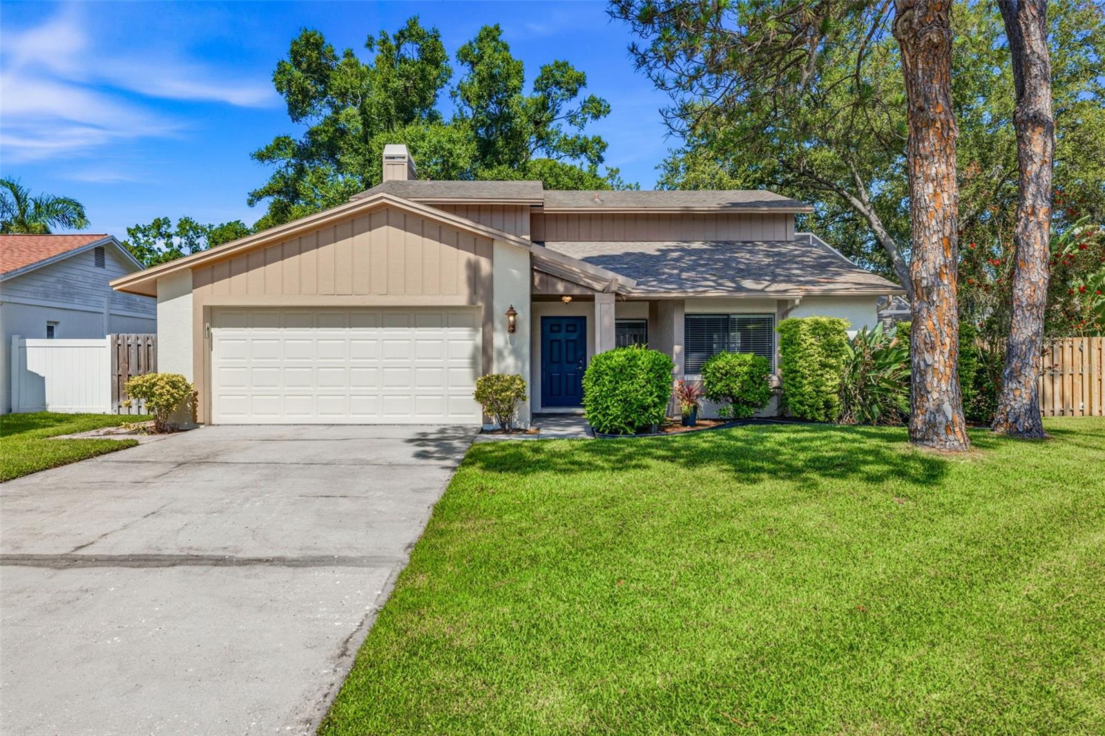 15710 Pinto Pl, Tampa