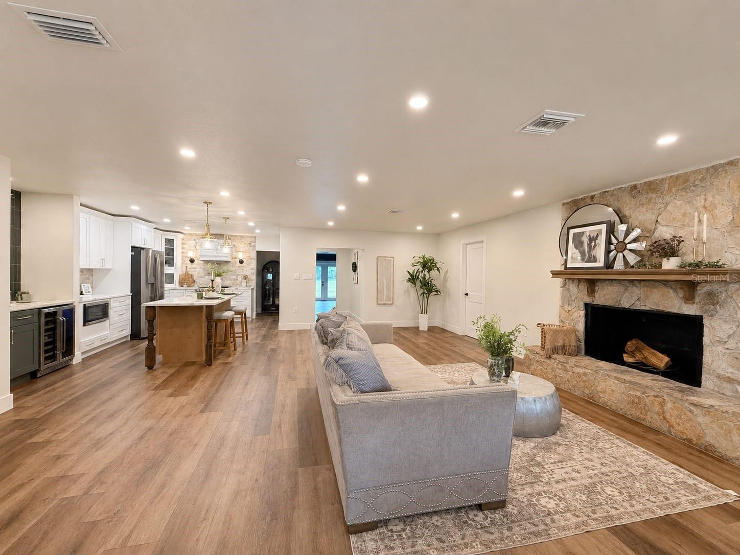 17238 BRIDLEPATH CT