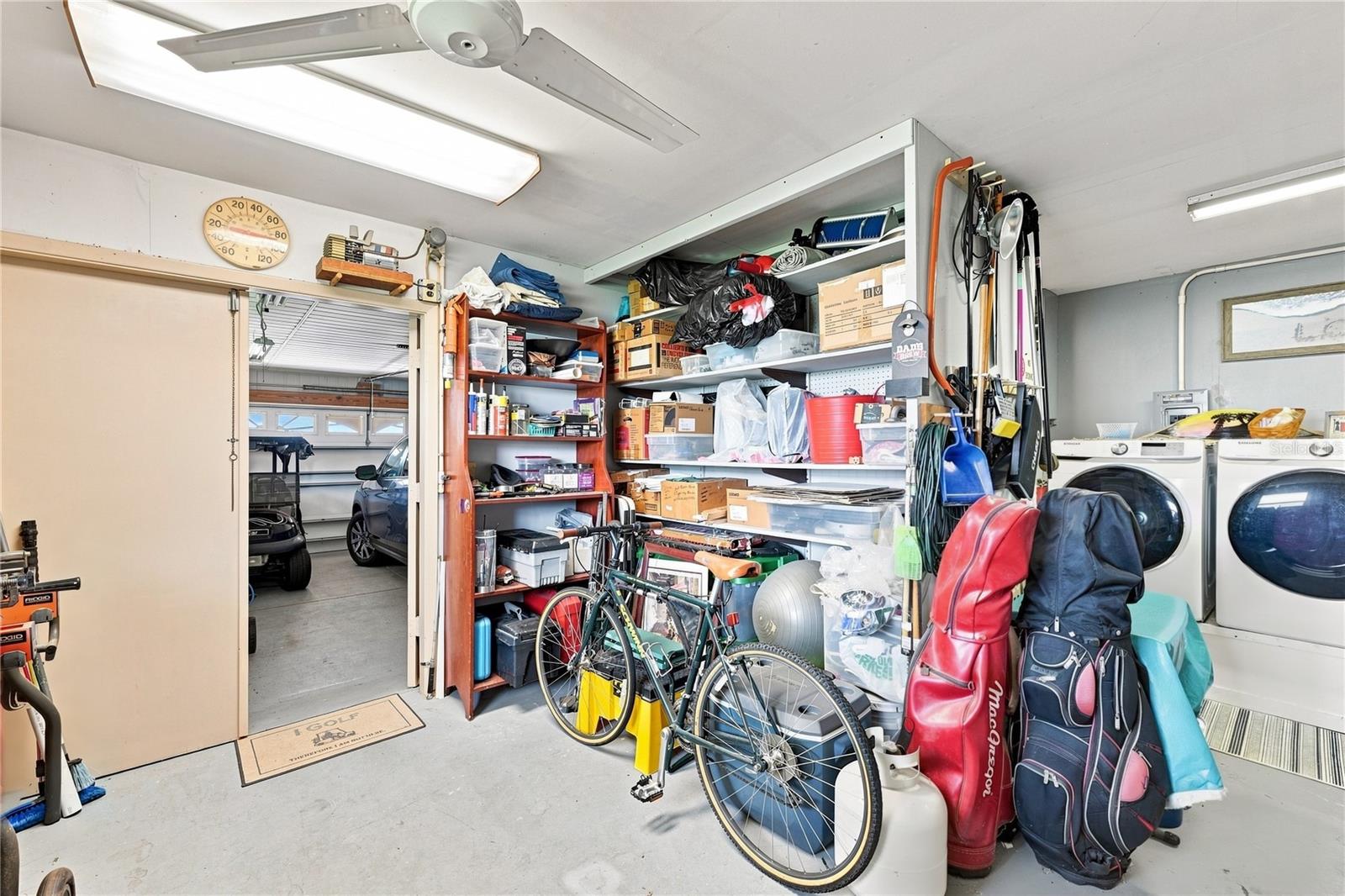 1405 HACIENDA DR