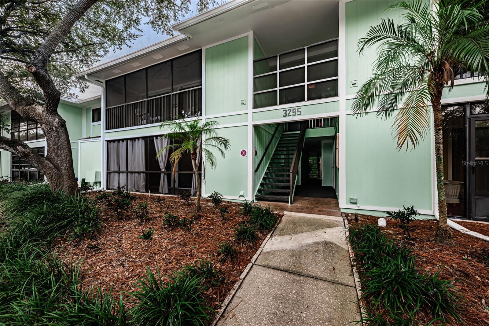 3295 Fox Chase Cir N #107, Palm Harbor