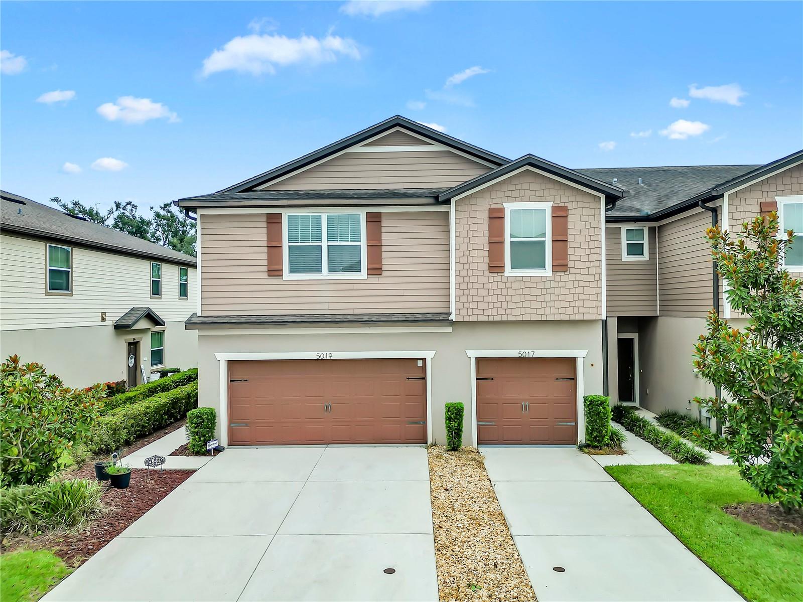 5019 Blue Latan Ln, Tampa