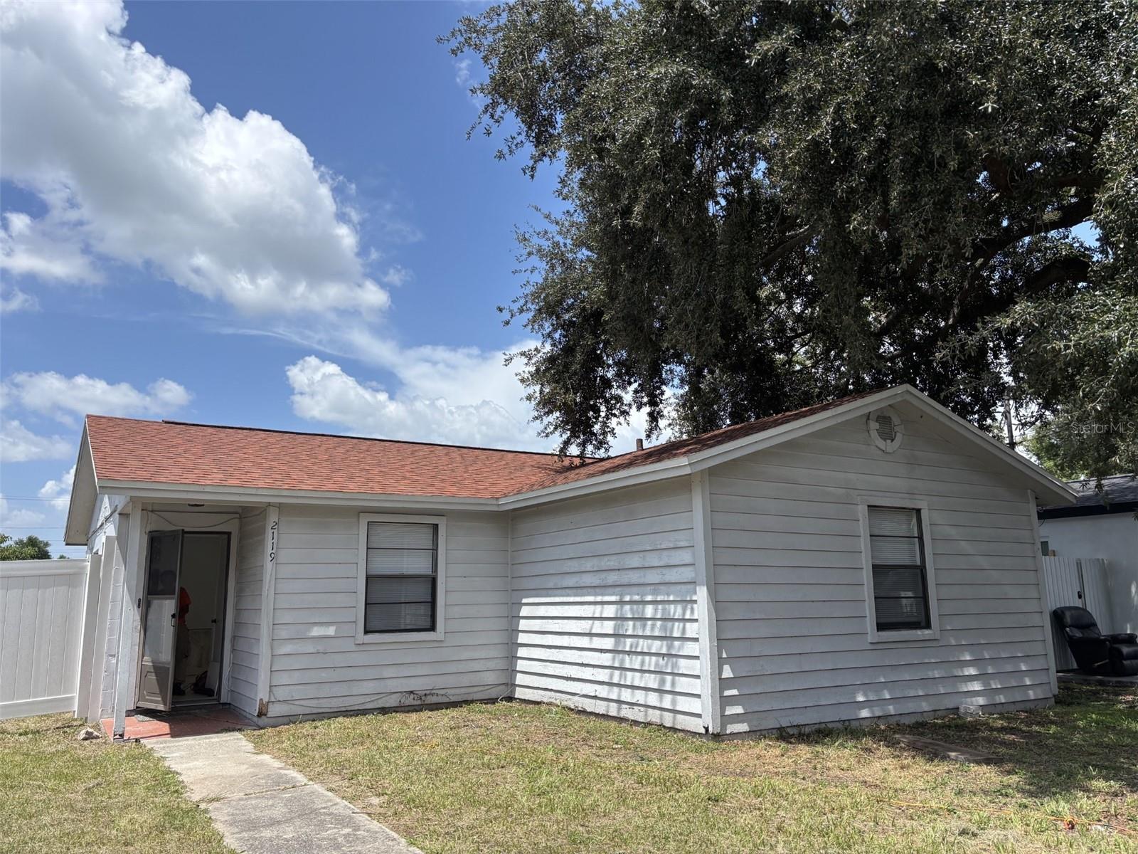 2119 W Okaloosa Ave, Tampa