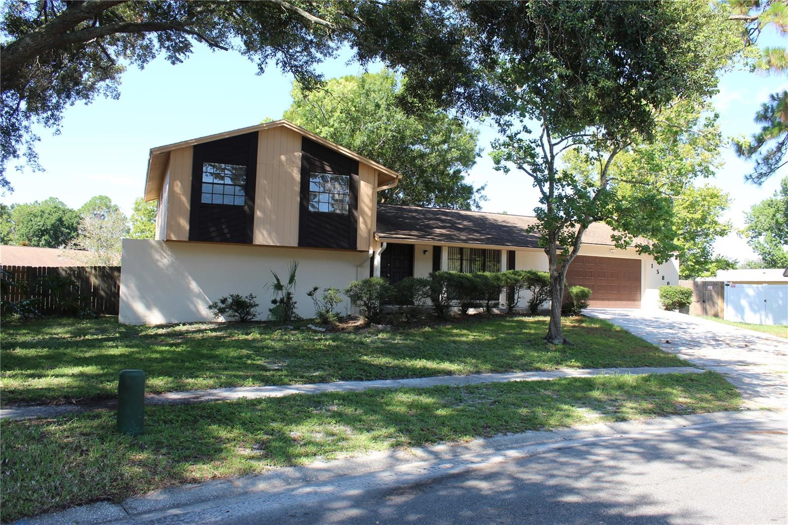 15808 Spring Crest Cir, Tampa