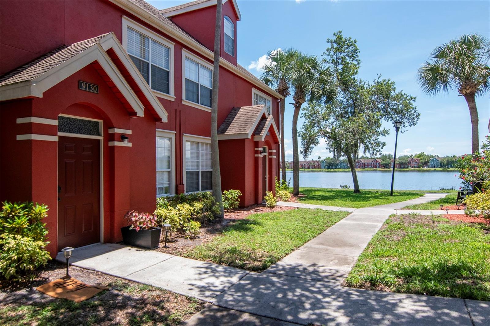 9130 Lake Chase Island Way #9130, Tampa