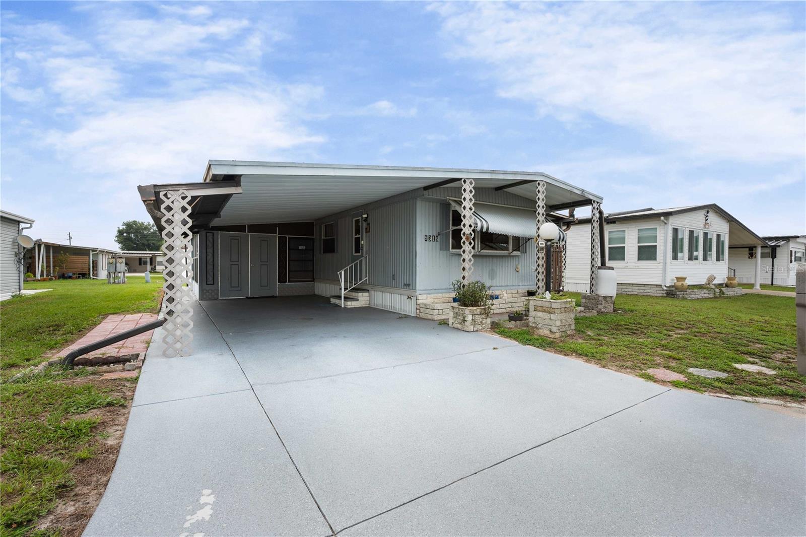 5318 Astrid Dr, Zephyrhills