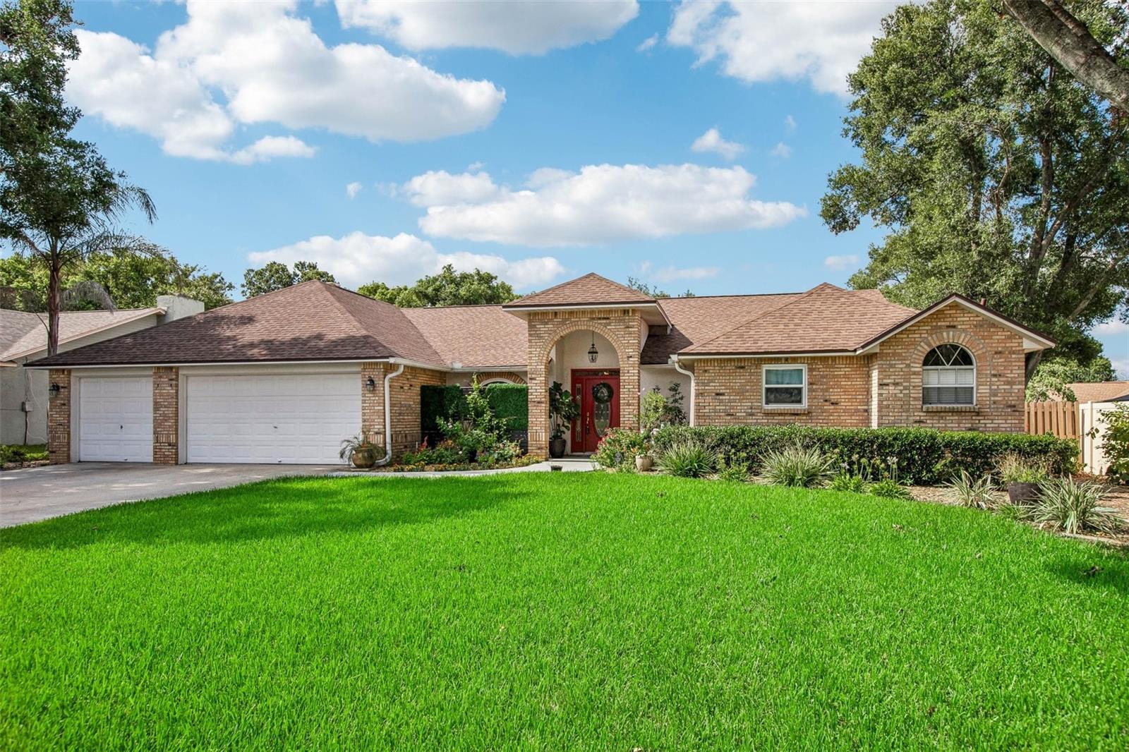 3949 Appletree Dr, Valrico