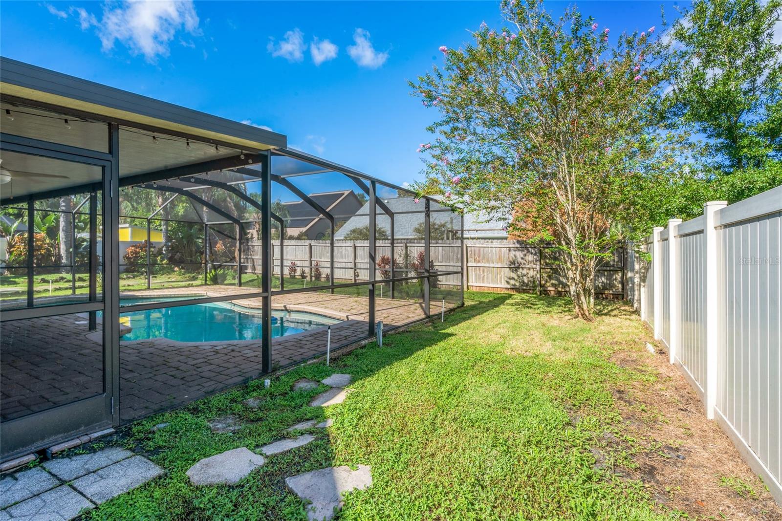 14904 PERRIWINKLE PL