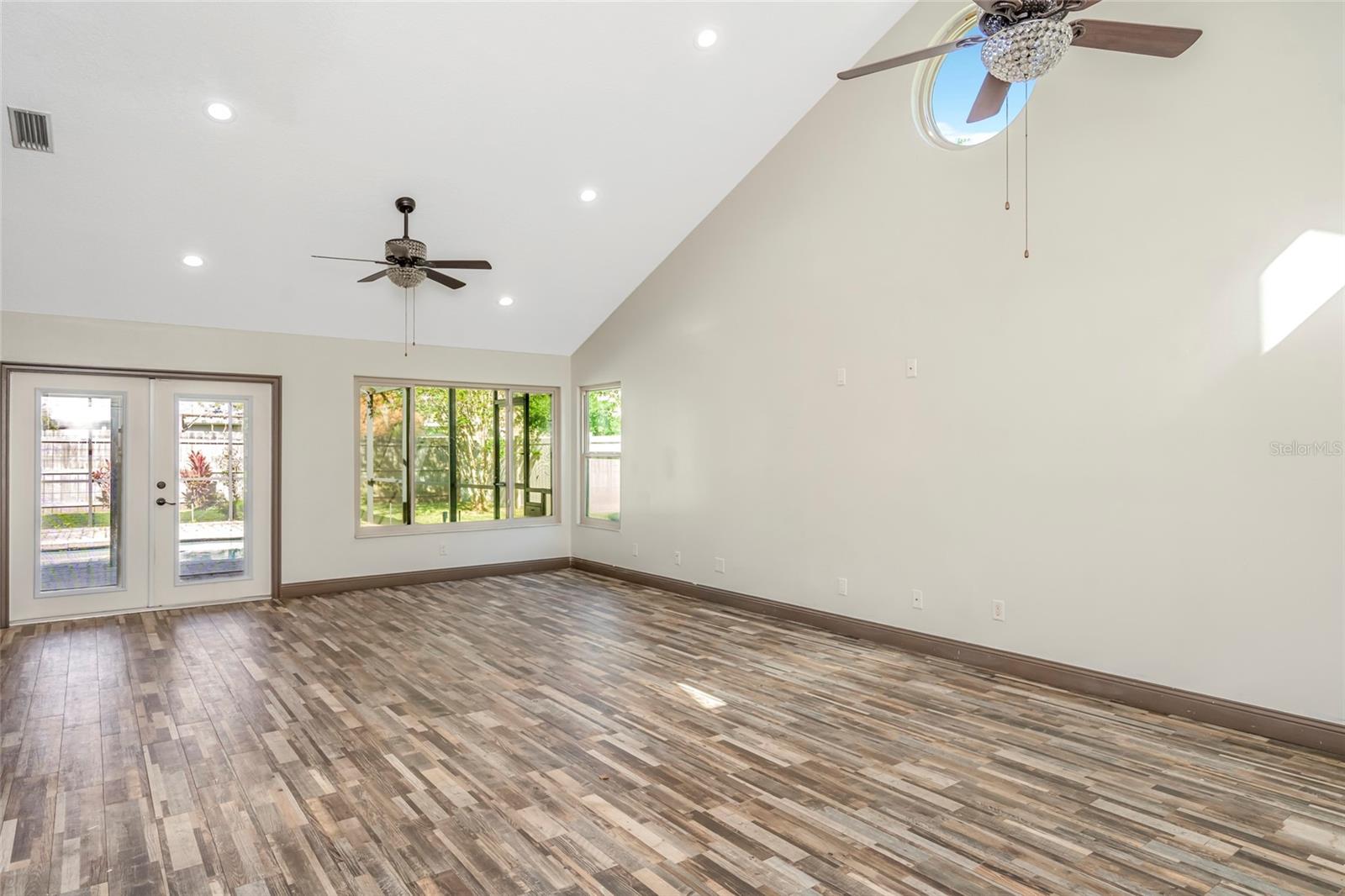 14904 PERRIWINKLE PL
