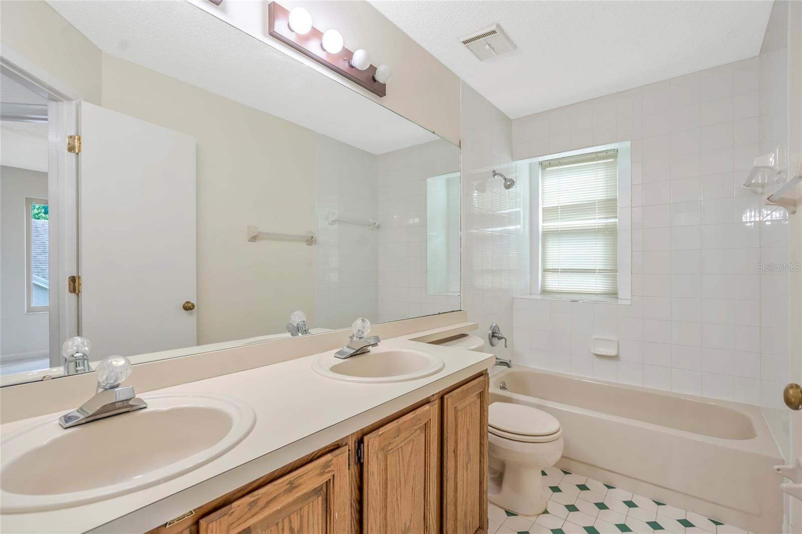 14904 PERRIWINKLE PL