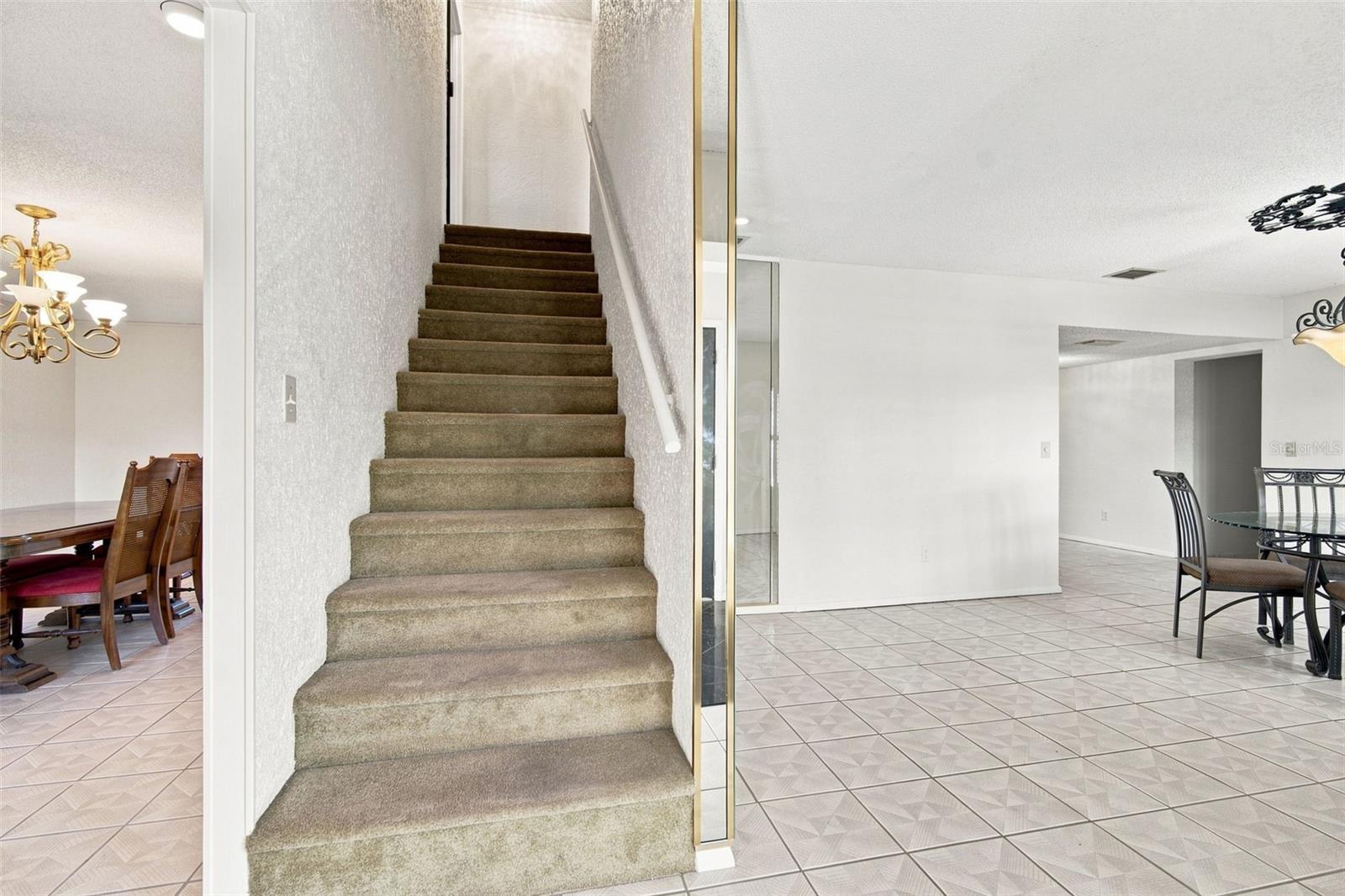 2705 SILVER LAKE AVE