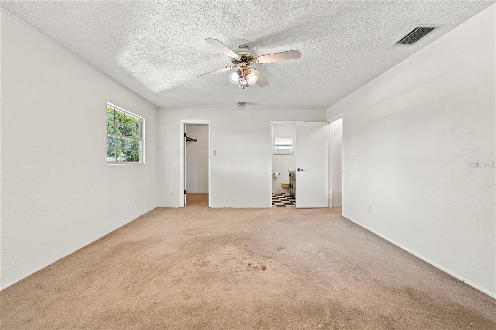 2705 SILVER LAKE AVE