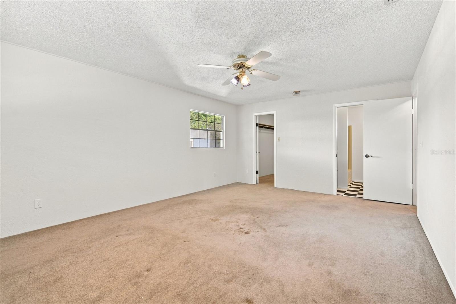 2705 SILVER LAKE AVE