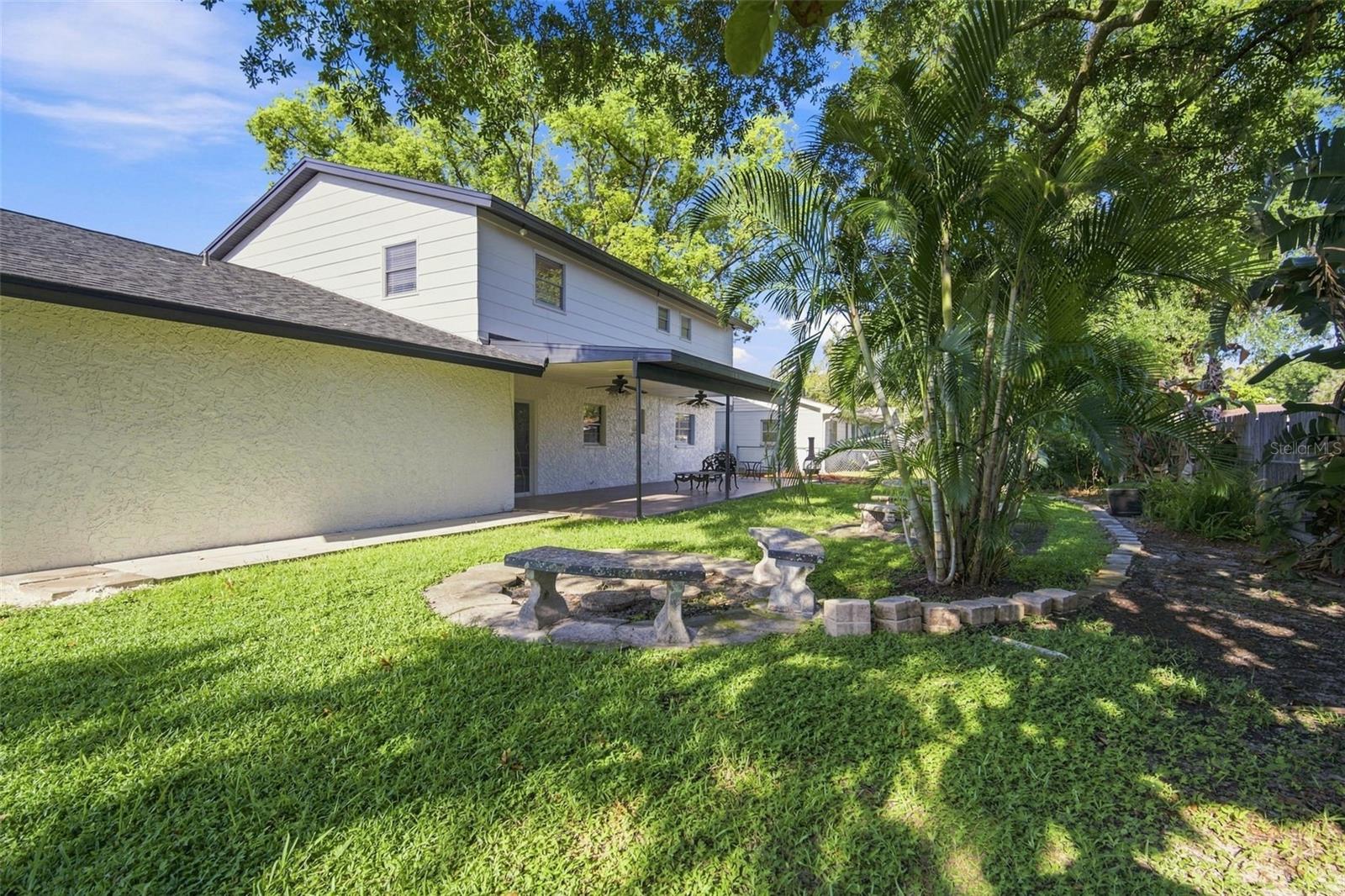 2705 SILVER LAKE AVE