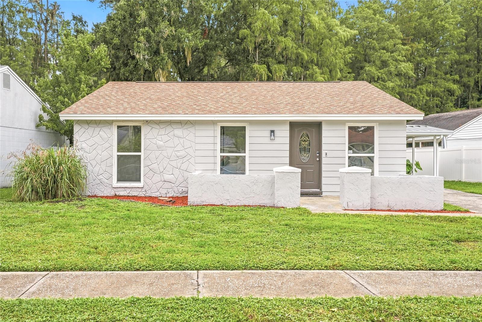 16206 Sagebrush Rd, Tampa