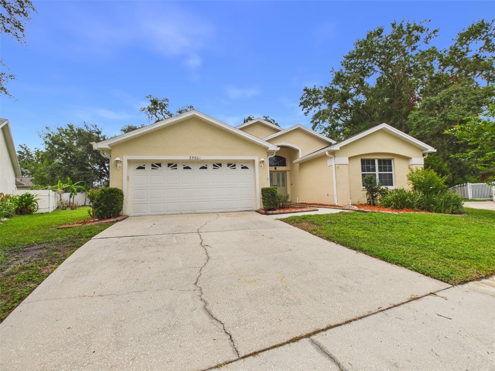 35601 Wickingham Ct, Zephyrhills