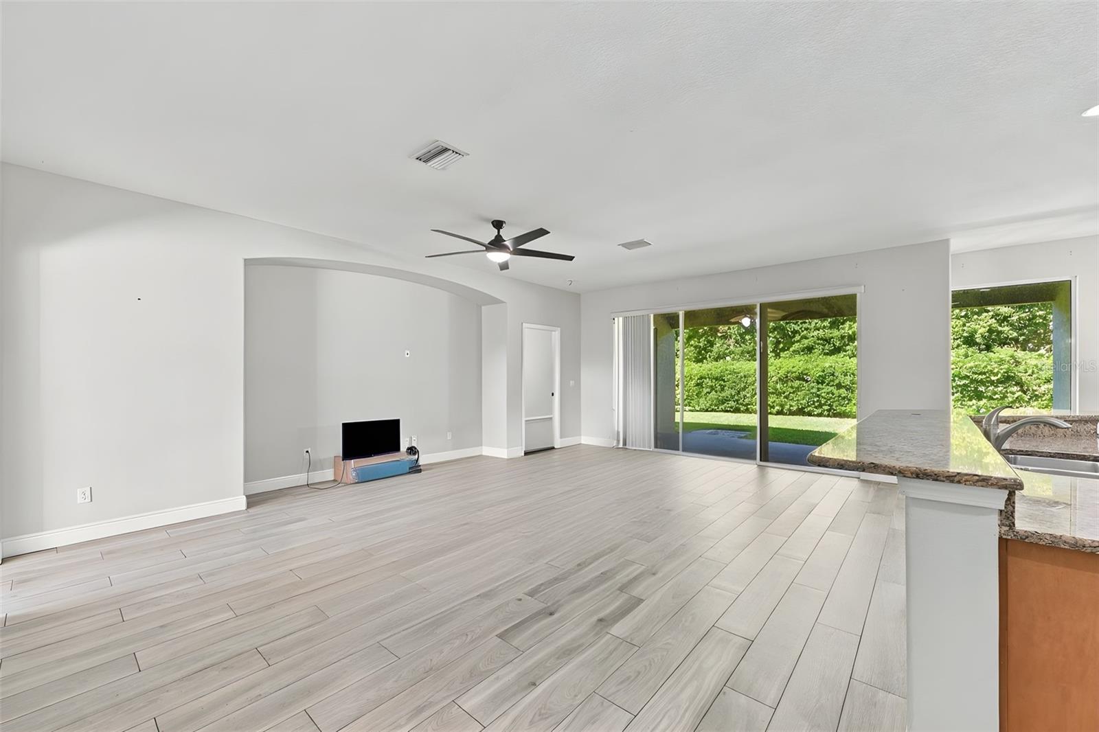3403 WALDEN RESERVE DR