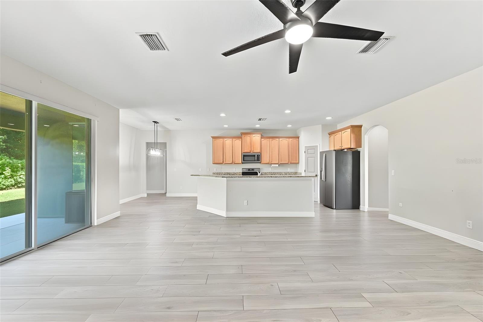 3403 WALDEN RESERVE DR