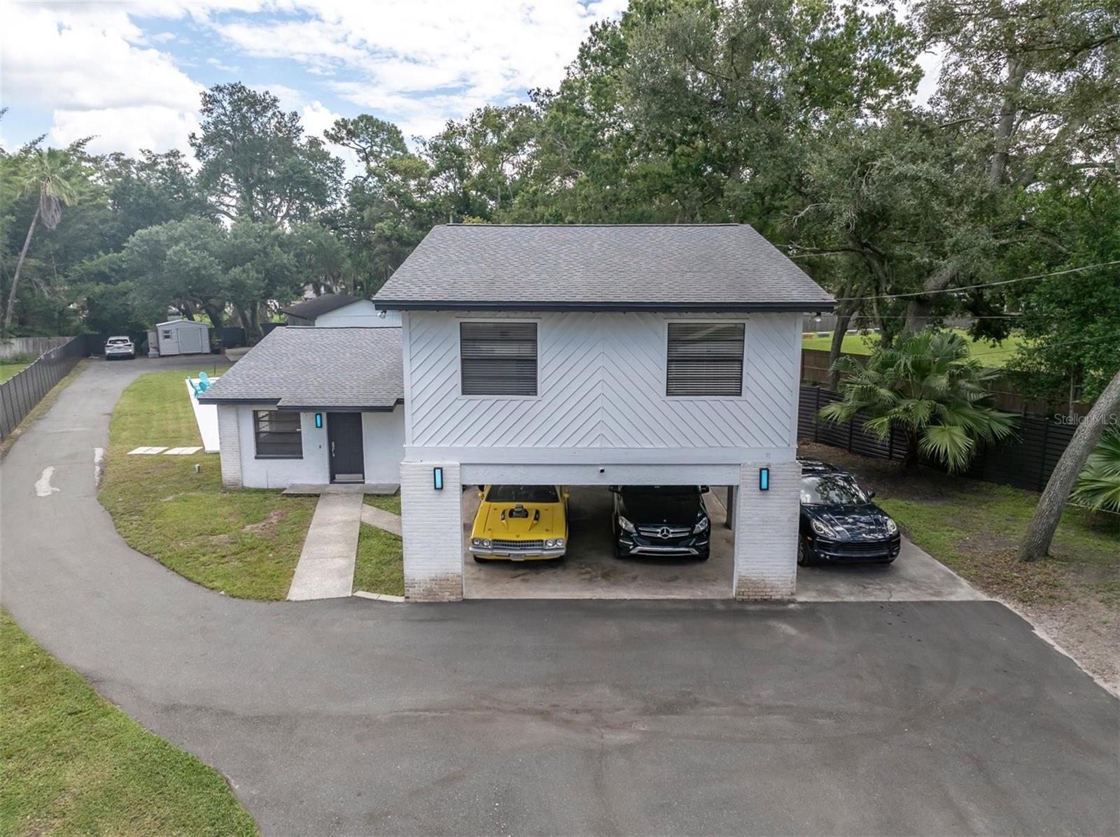 12409 N Boulevard, Tampa