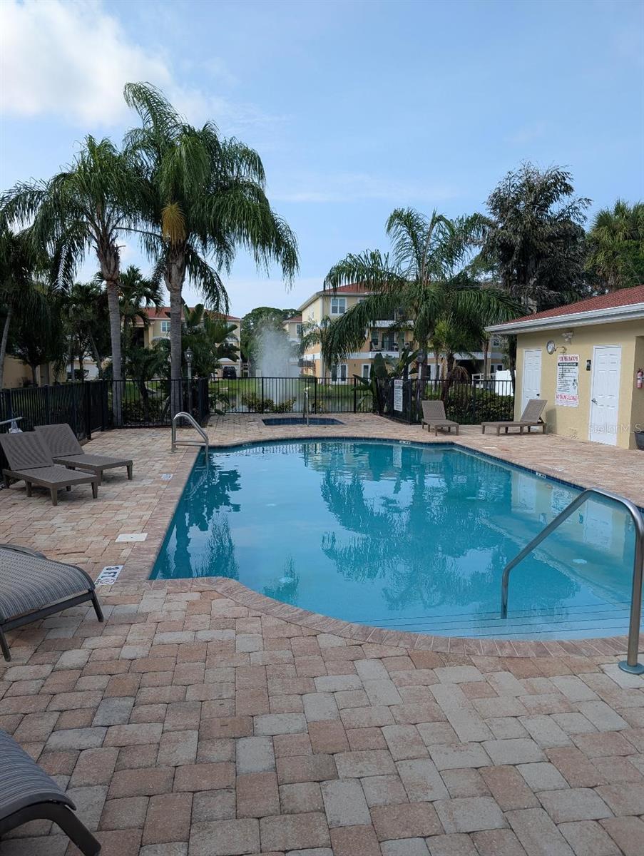 6420 BANYAN BLVD #203